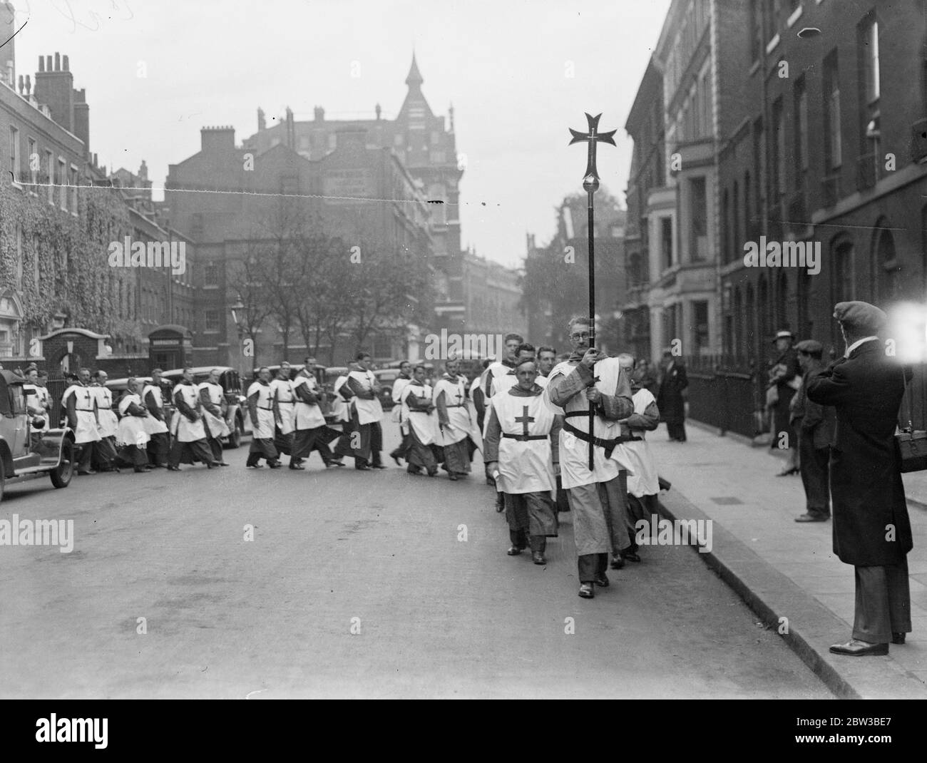 Crusaders festival service at Southwark Cathedral , London . The procession entering the church . 14 October 1934 Stock Photo