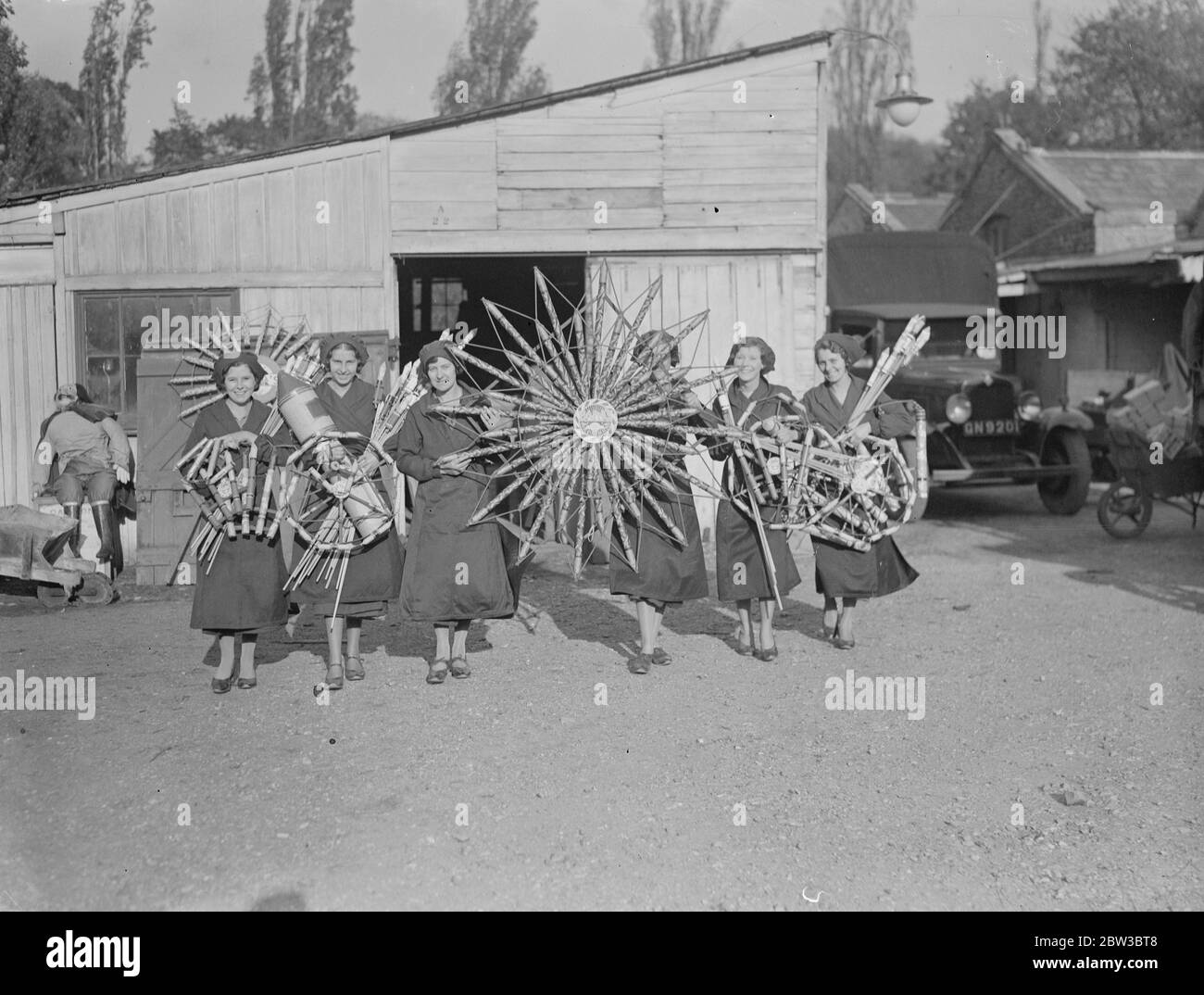 Girl workers in a London fireworks factory ready for 5th of November . 24 October 1934 Stock Photo