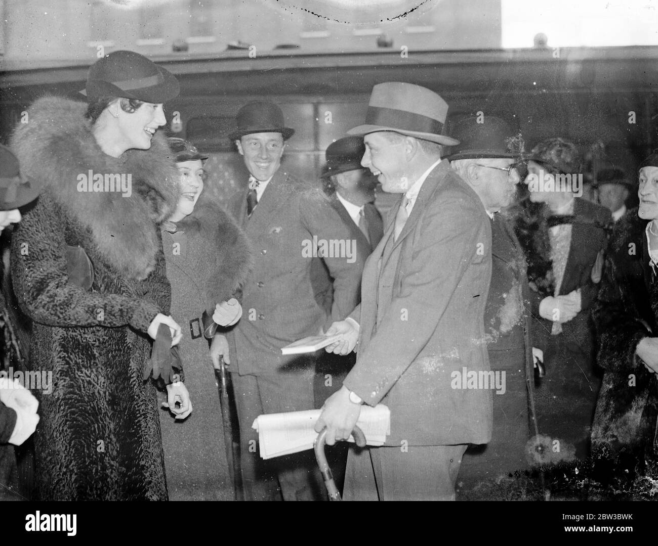 Duke of Norfolk leaves London for India . He was supposed to have been in charge of the Royal wedding . 25 October 1934 Stock Photo