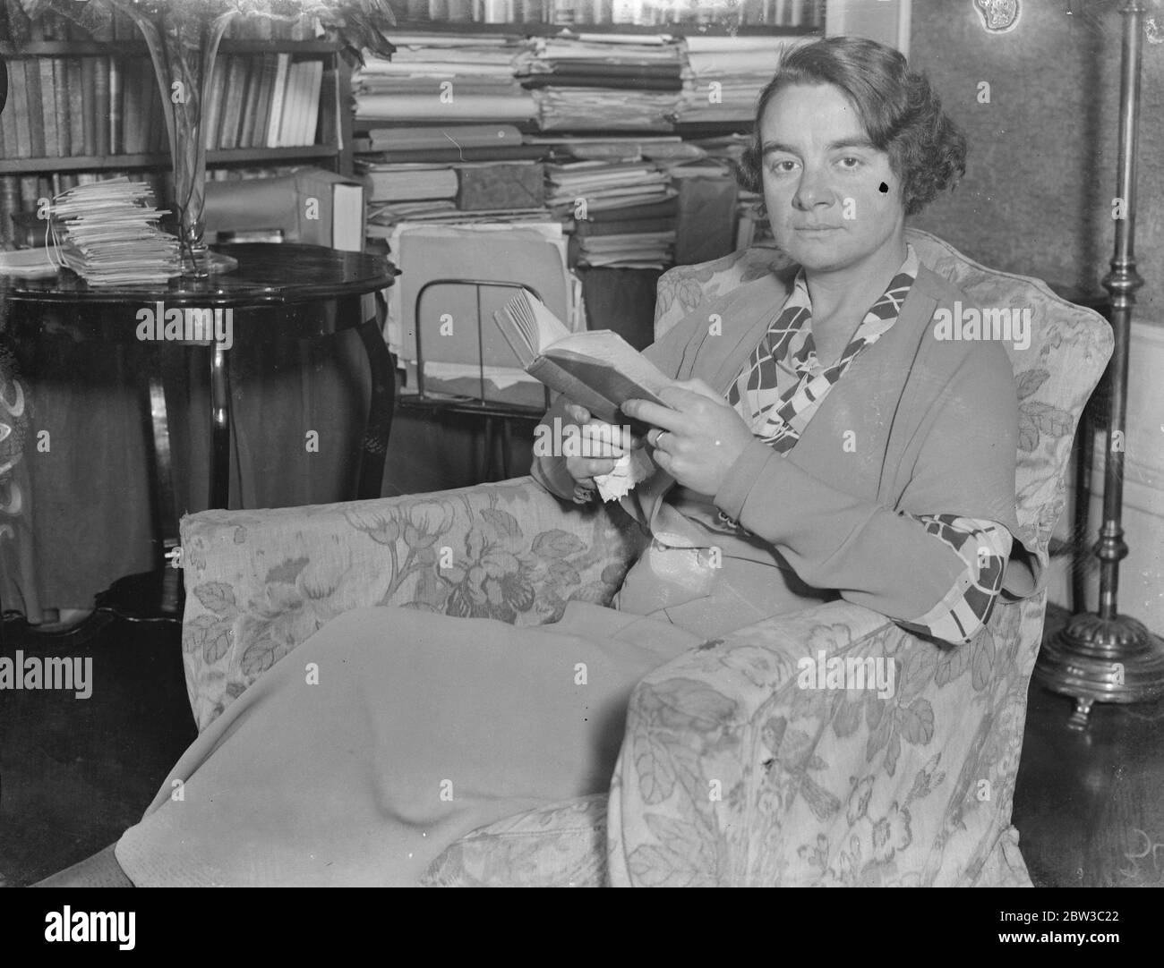 Mrs I M Bolton , first woman London Electricity chief . 29 October 1934 Stock Photo