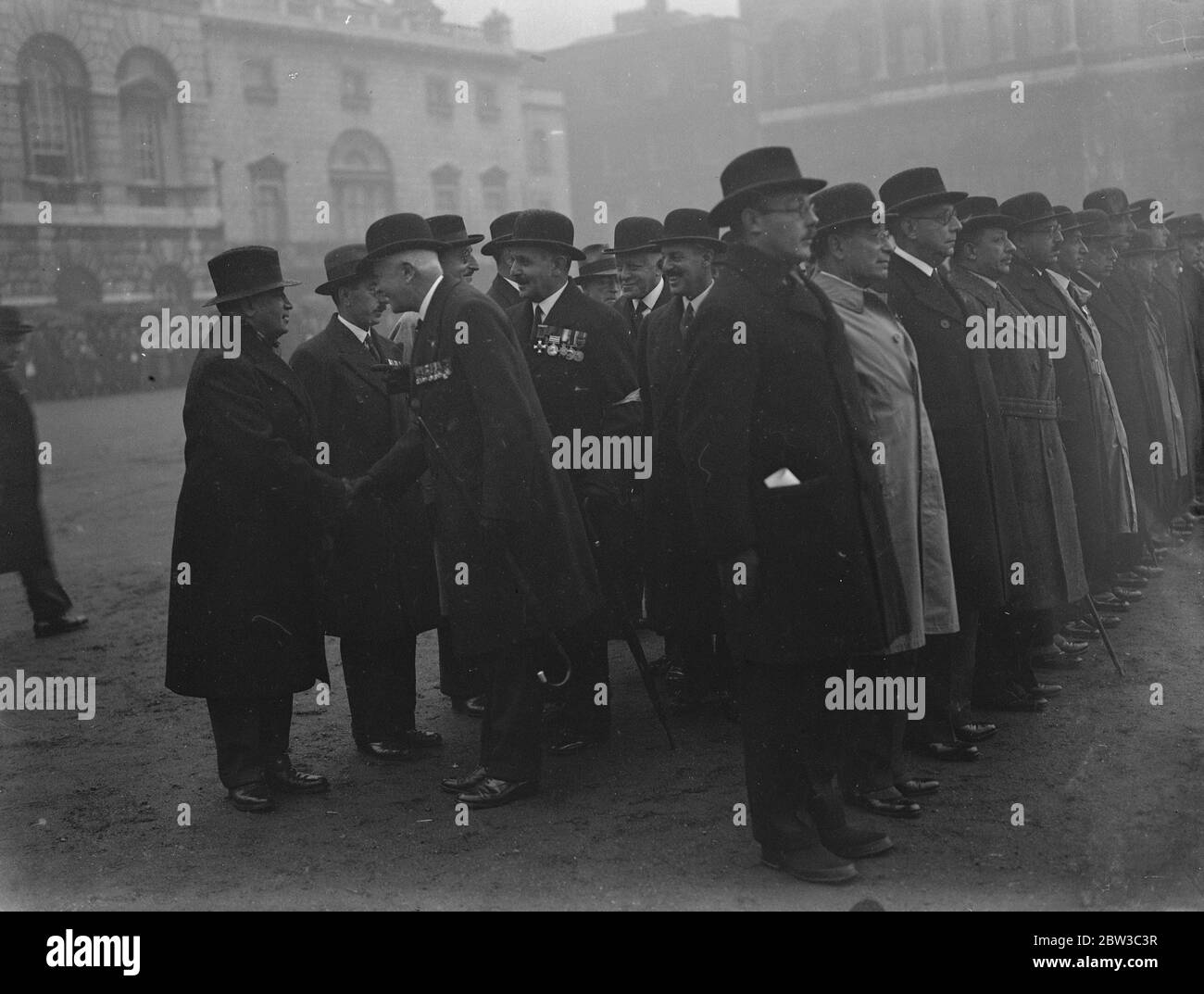 Jewish ex servicemen meet at the Cenotaph in London . 4 November 1934 Stock Photo