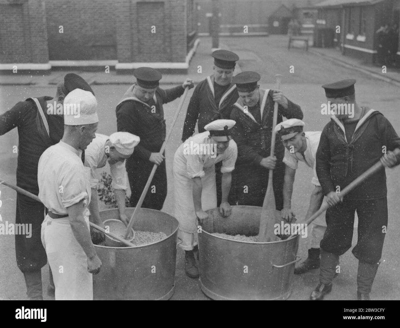 Christmas puddings for the Royal Navy mixed on Whale Island , Portsmouth . 22 November 1934 Stock Photo