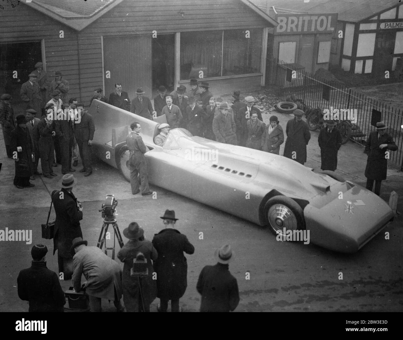 Sir Malcolm Campbell 's new Bluebird . First appearance at Brooklands . 9 January 1935 Stock Photo