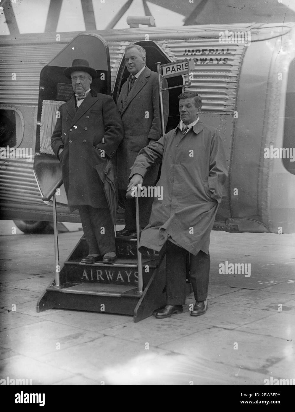 To India and back . Professors back at Croydon Airport after their lightning visit to Royal College of Surgeons in India . 14 January 1935 Stock Photo