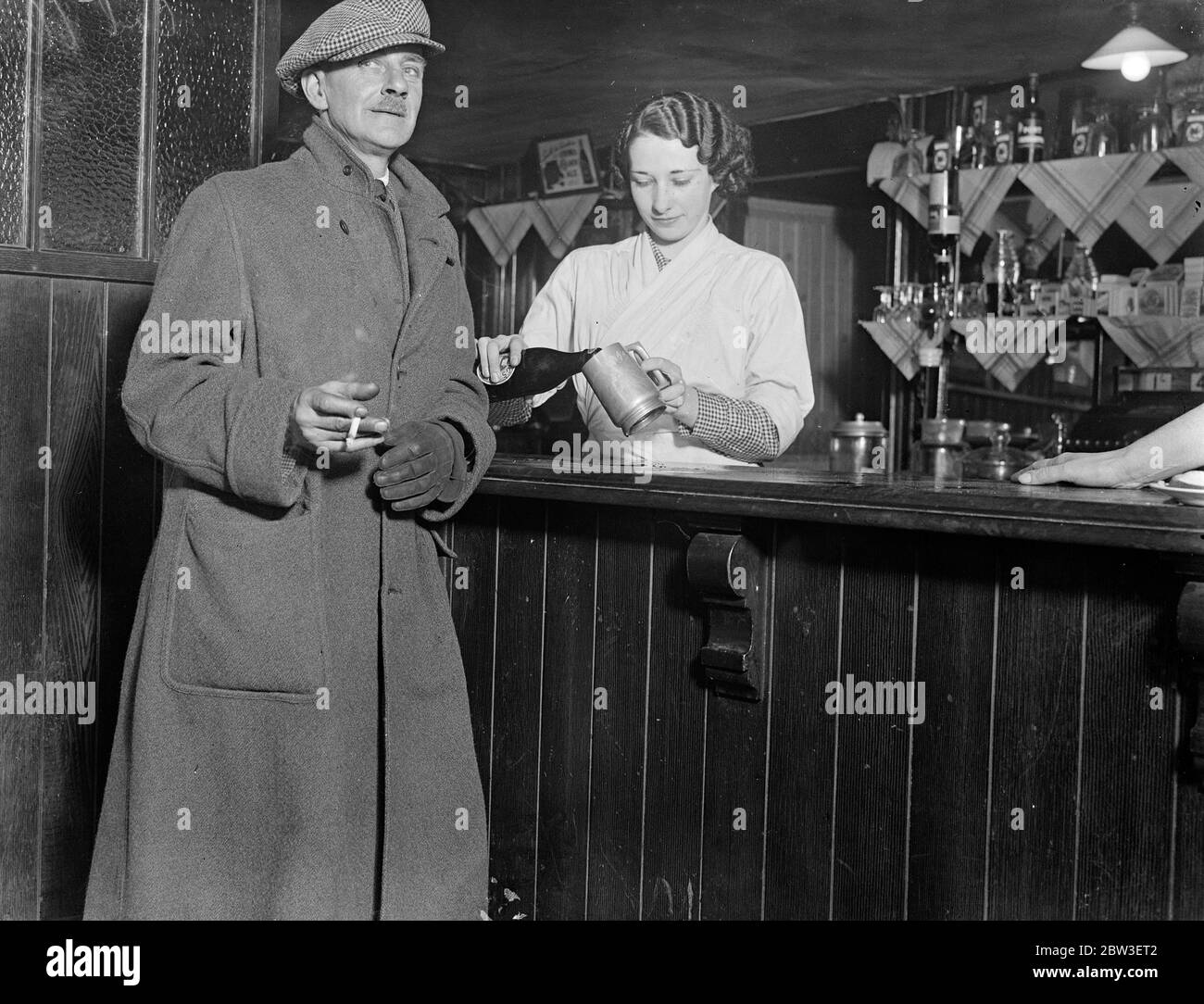 Mr George Oswald Victor Cunninghame to claim Earldom . 15 January 1935 Stock Photo