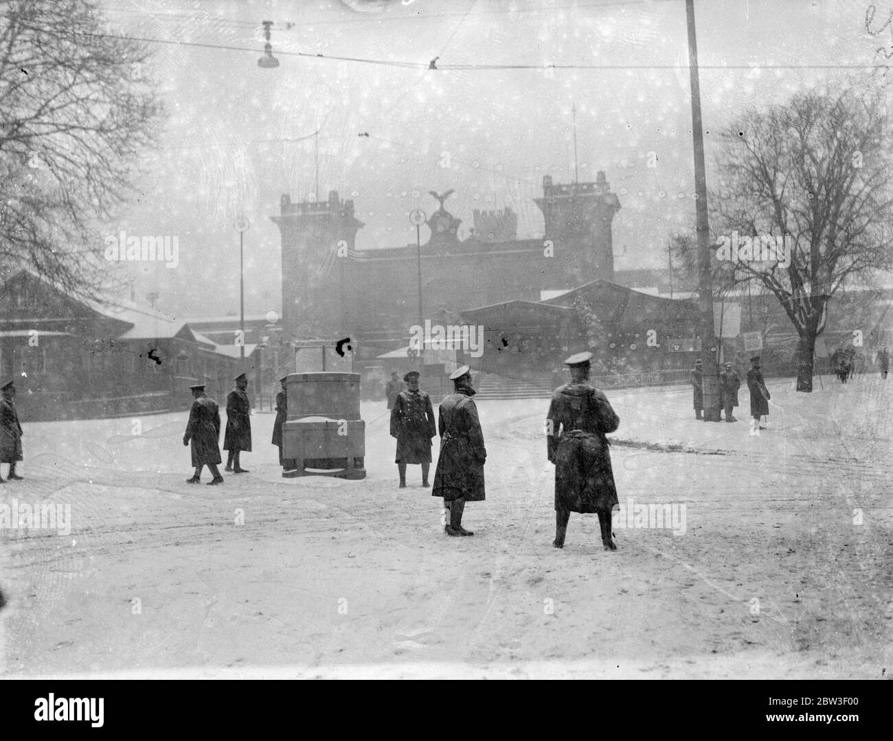 The Saar Plebiscite . Police on guard in the snow . 13 January 1935 Stock Photo
