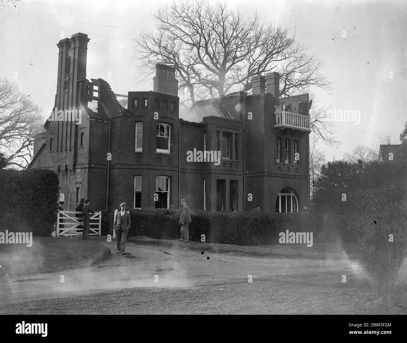 The burnt out mansion in Berkhamsted . 5 March 1936 Stock Photo Alamy