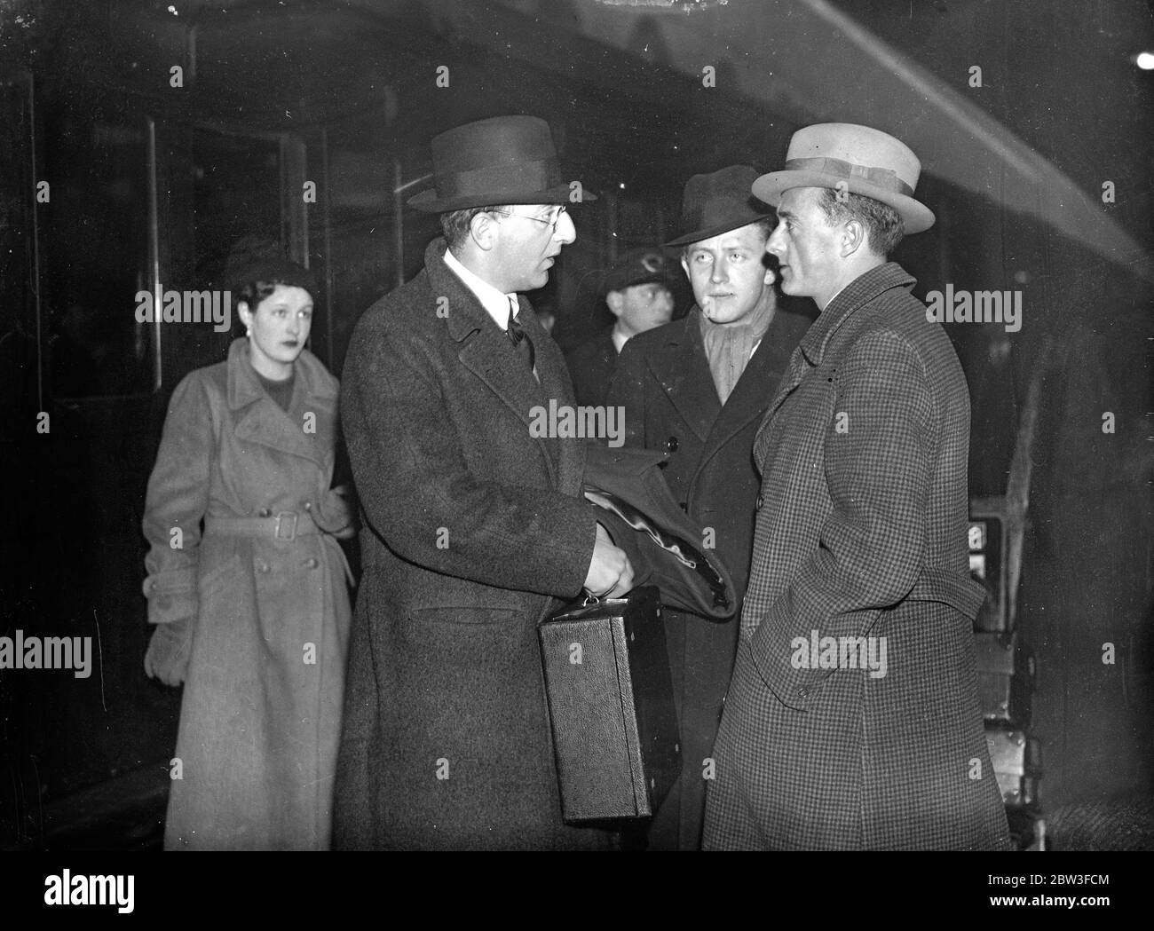 Prince Lowenstein arrives at Victoria station , London , from the Saar . 21 January 1935 Stock Photo