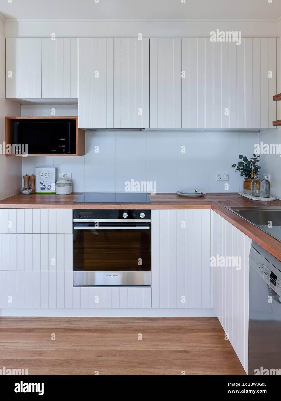 Kitchen. Hampden Street Granny Flat, Ashfield, Australia. Architect: Hector Abrahams Architects, 2020. Stock Photo