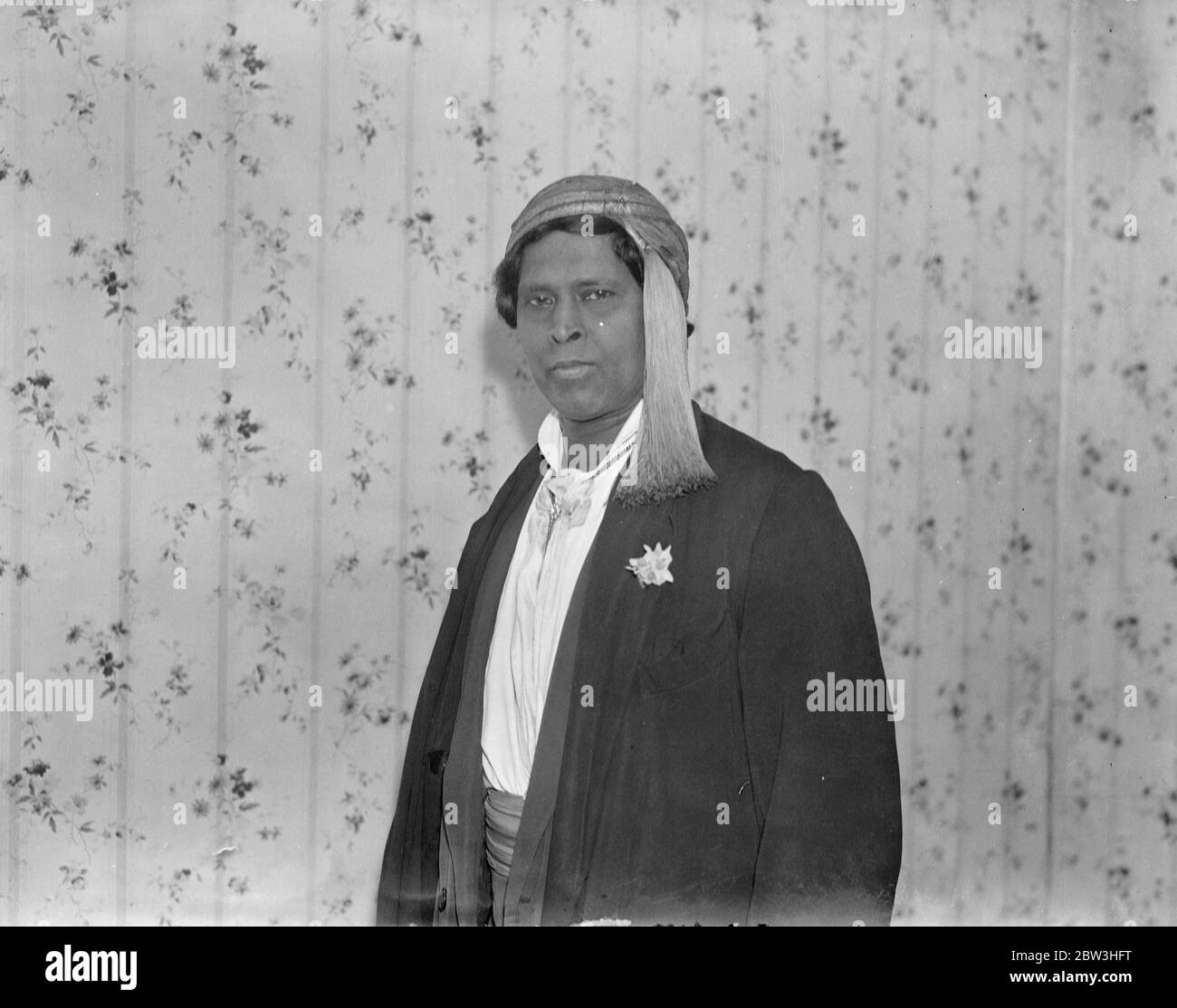 Indian says he can transform base metal to gold for jubilee present for the King .  8 February 1935 Stock Photo