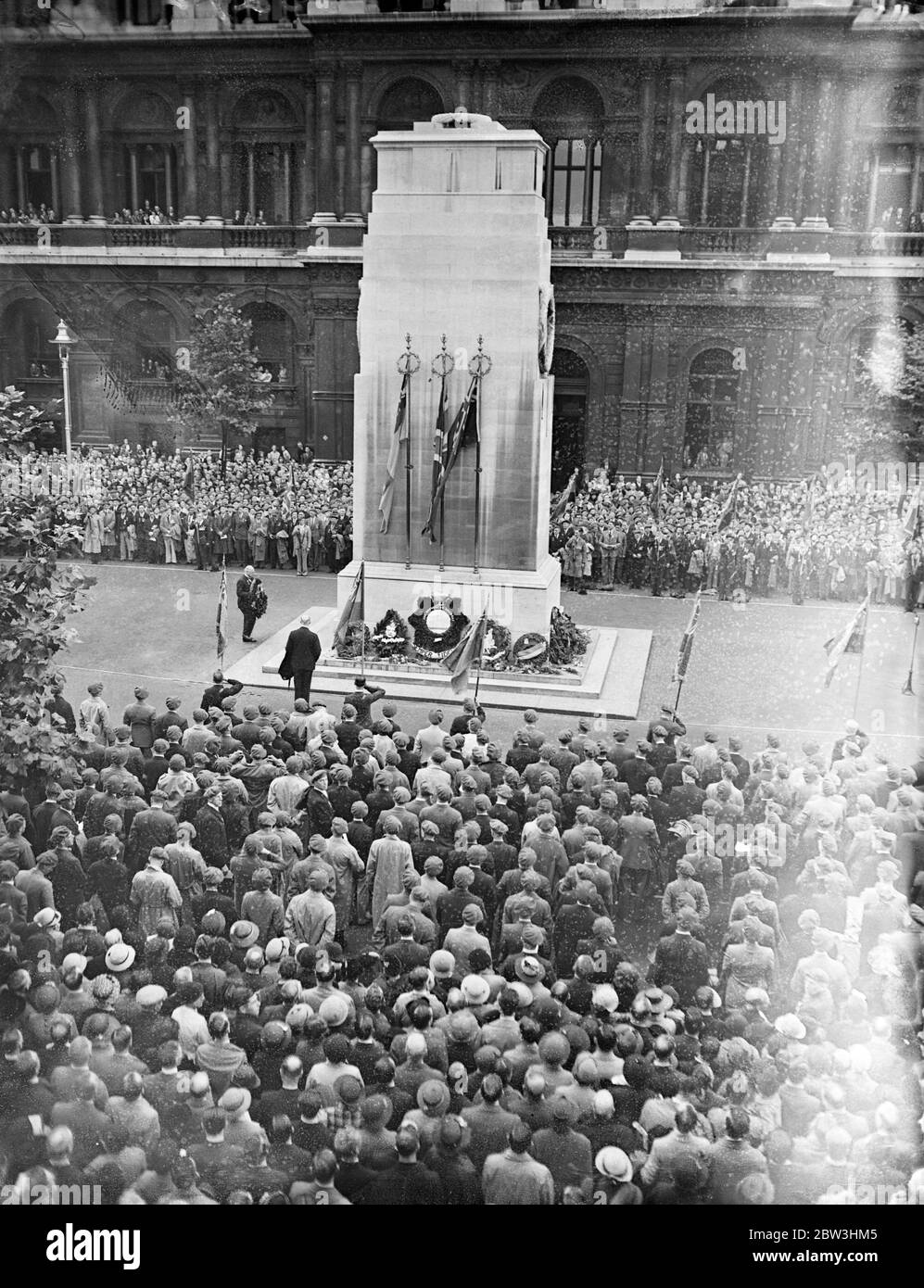 Canadian Pilgrims Attend Special Ceremony At The Cenotaph . Canadian piligrims who attended the unveiling of the Vimy Bridge Memorial and are making a visit to London , paraded for a special service at the Cenotaph in Whitehall . Nearly half the pilgrims are women war widows or relatives of men who fell in France . Photo shows : One of the Canadian pilgrims laying a wreath on the Cenotaph . 29 Jul 1936 Stock Photo