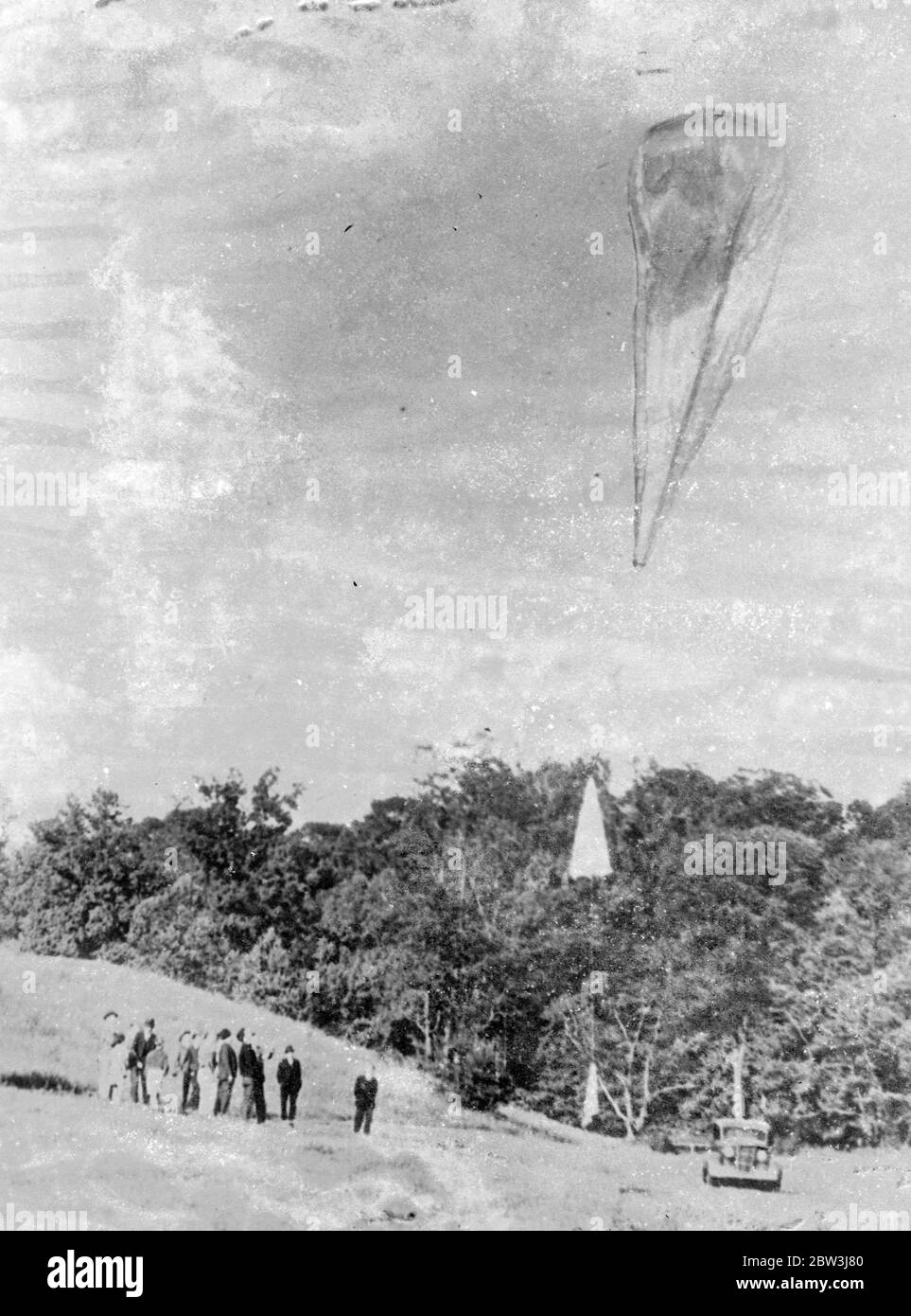 American scientists lose exploration balloons mystery of the stratosphere . A cellophane balloon , 30 feet long and 17 feet in diameter , aimed at the stratosphere and carrying scientific instruments , was ' lost ' by scientists of the Franklin Institute of Philadelphia an hour and a half after it took off from the Swarthmore , Pennsylvania , College . When six miles up the signals broadcast by the battery it carried , stopped and could not again be picked up , although it was known the balloon was still rising . the scientists believed it would fall into the Atlantic . Photo shows , a picture Stock Photo