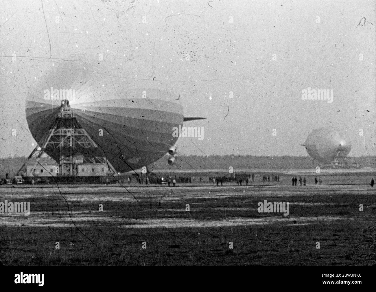 patient impulse Conversely First pictures of Hindenburg arrival in America . Brought to Europe by  giant airship on return flight . These pictures , brought back to Europe by  the Hindenburg herself on her record