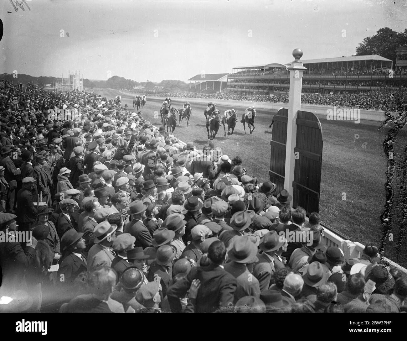 Bouldnor wins Ascot stakes . Bouldnor won the Ascot Stakes at Ascot with Coup de Roi second and Blue Girl third . The winner is owned by Major J R Walker . Photo shows , the finish of the Ascot Stakes . 16 June 1936 Stock Photo