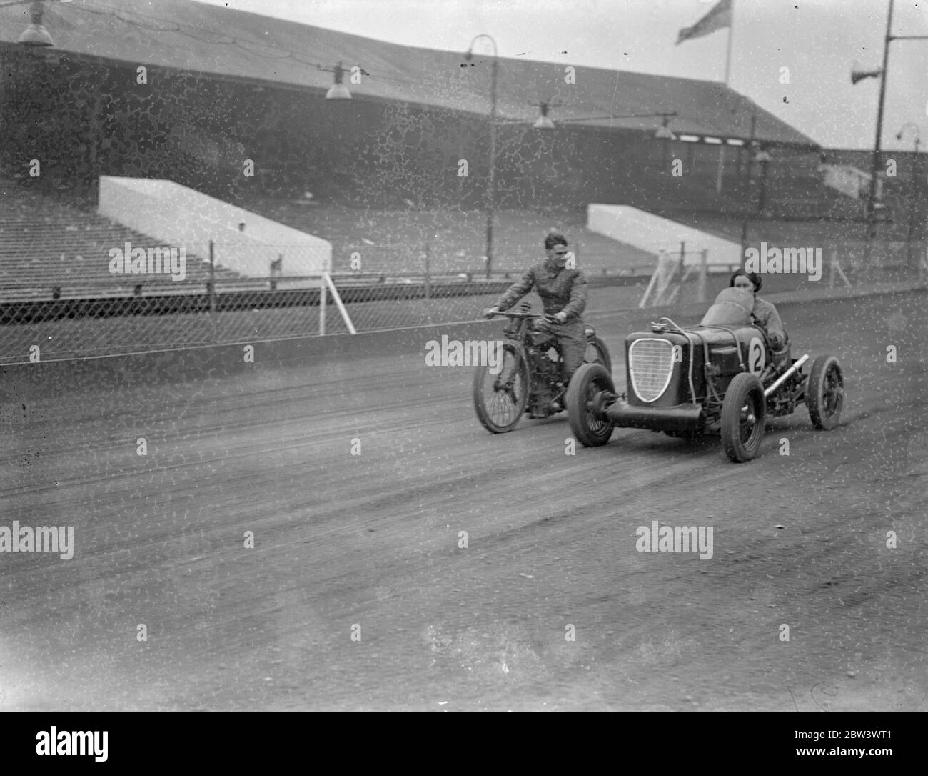 Woman driver takes up midget car racing . Fay Taylor , well known ...