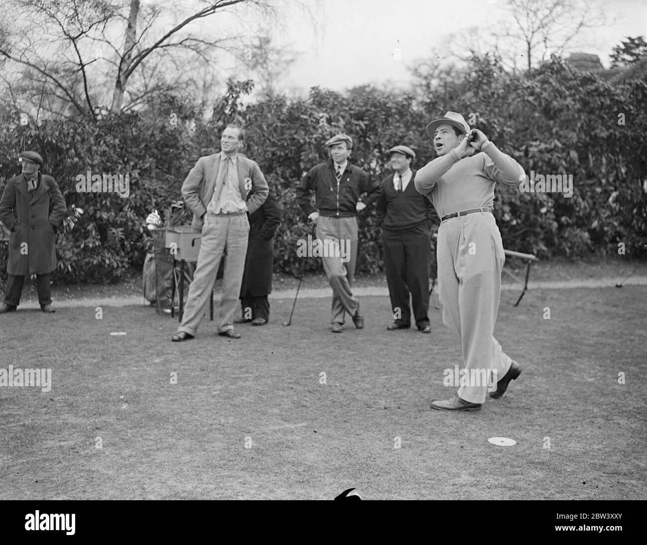 Max Baer Plays Golf At Coombe Hill Max Baer Ex World Heavyweight Champion Indulged One Of His Favourite Pastimes And Exercised His Muscles At The Same Time By Playing