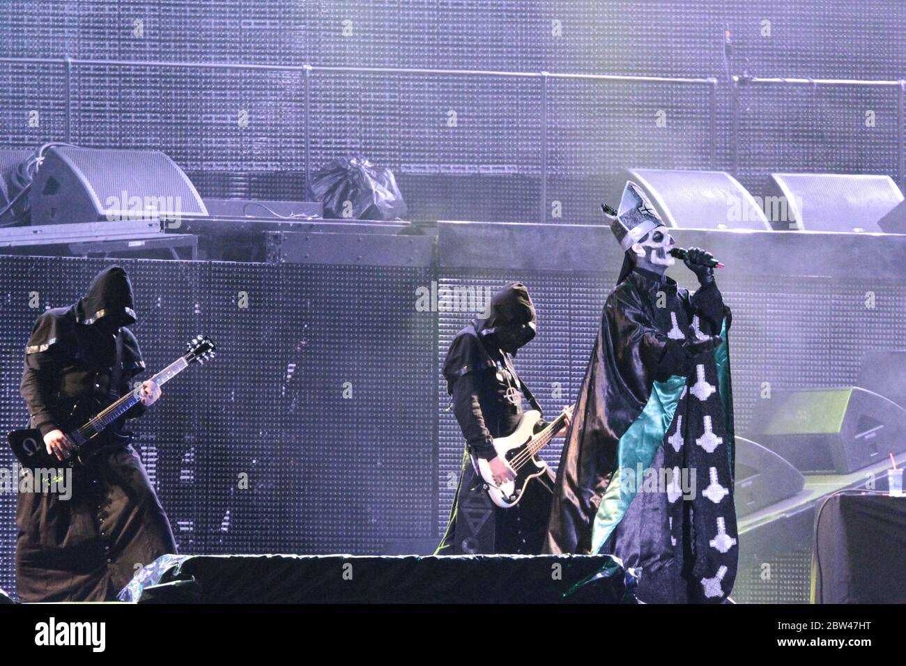 Papa emeritus iv hi-res stock photography and images - Alamy