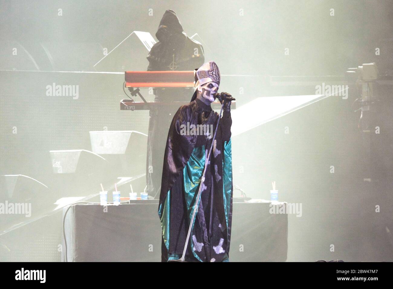 Papa emeritus iv hi-res stock photography and images - Alamy