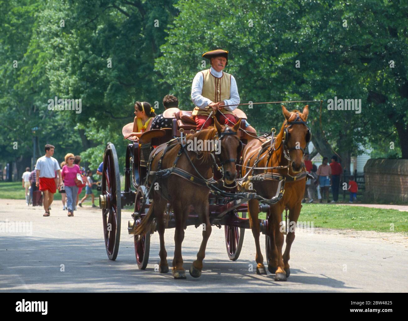 WILLIAMSBURG, VIRGINIA, USA, MAY 1993 Horsedrawn carriage at