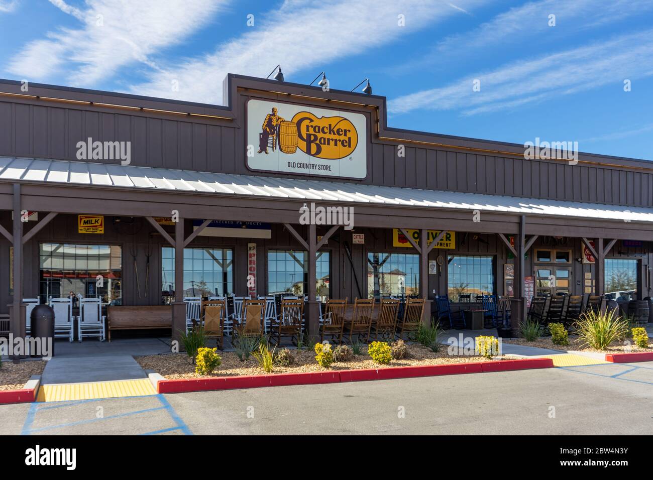 Cracker barrel hires stock photography and images Alamy