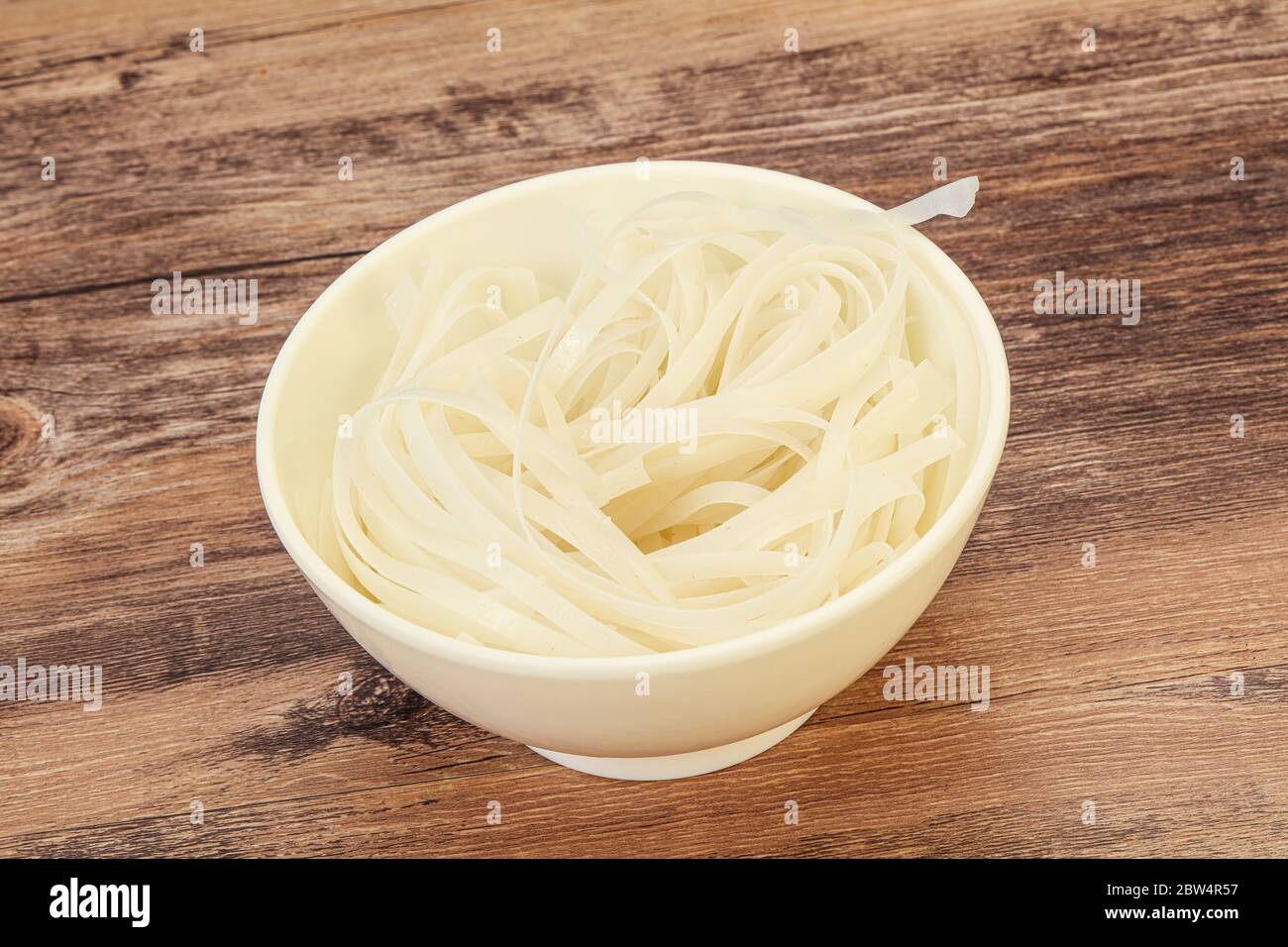 Boiled rice noodle ready for cooking Stock Photo Alamy