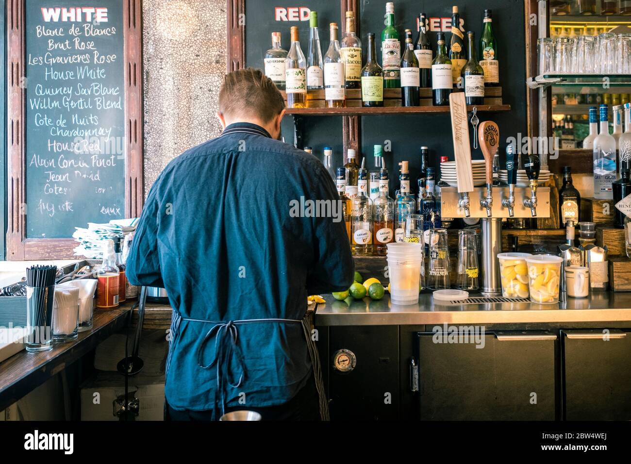 Paris French Bar High Resolution Stock Photography and Images Alamy