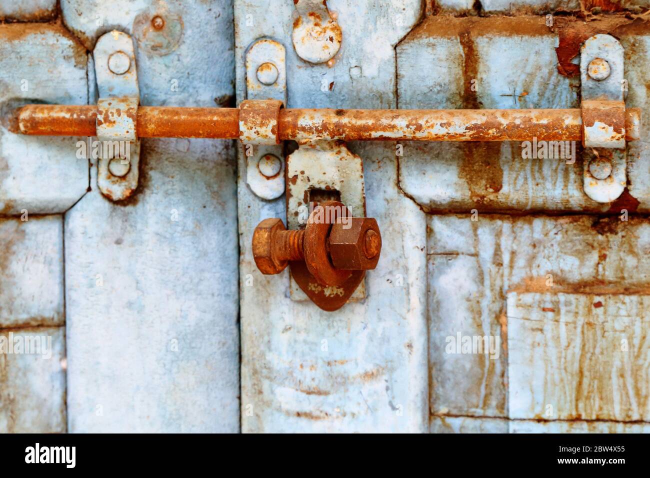 Lock nut bolt hires stock photography and images Alamy