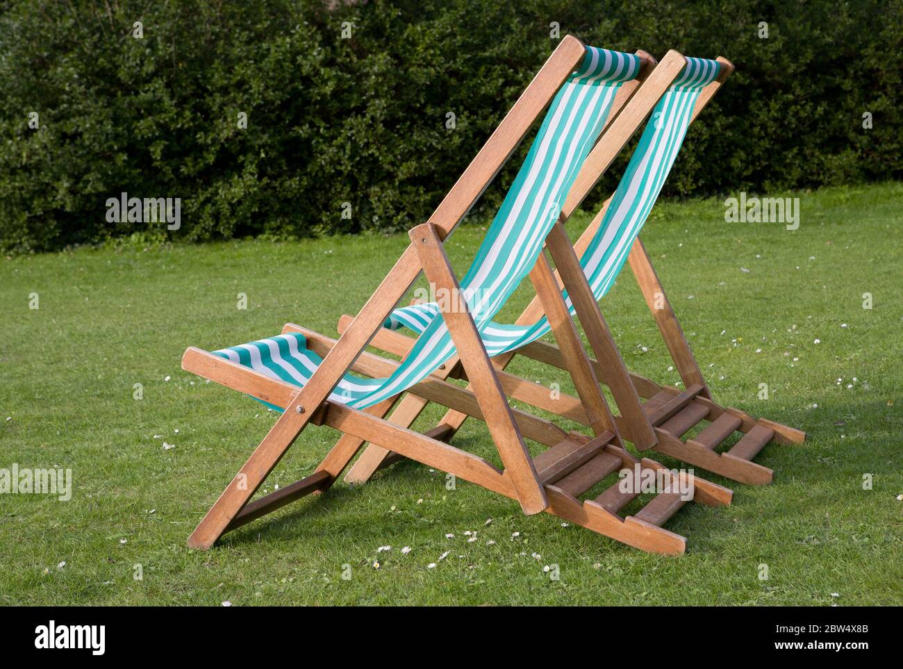 Two foldable chairs hi-res stock photography and images - Alamy