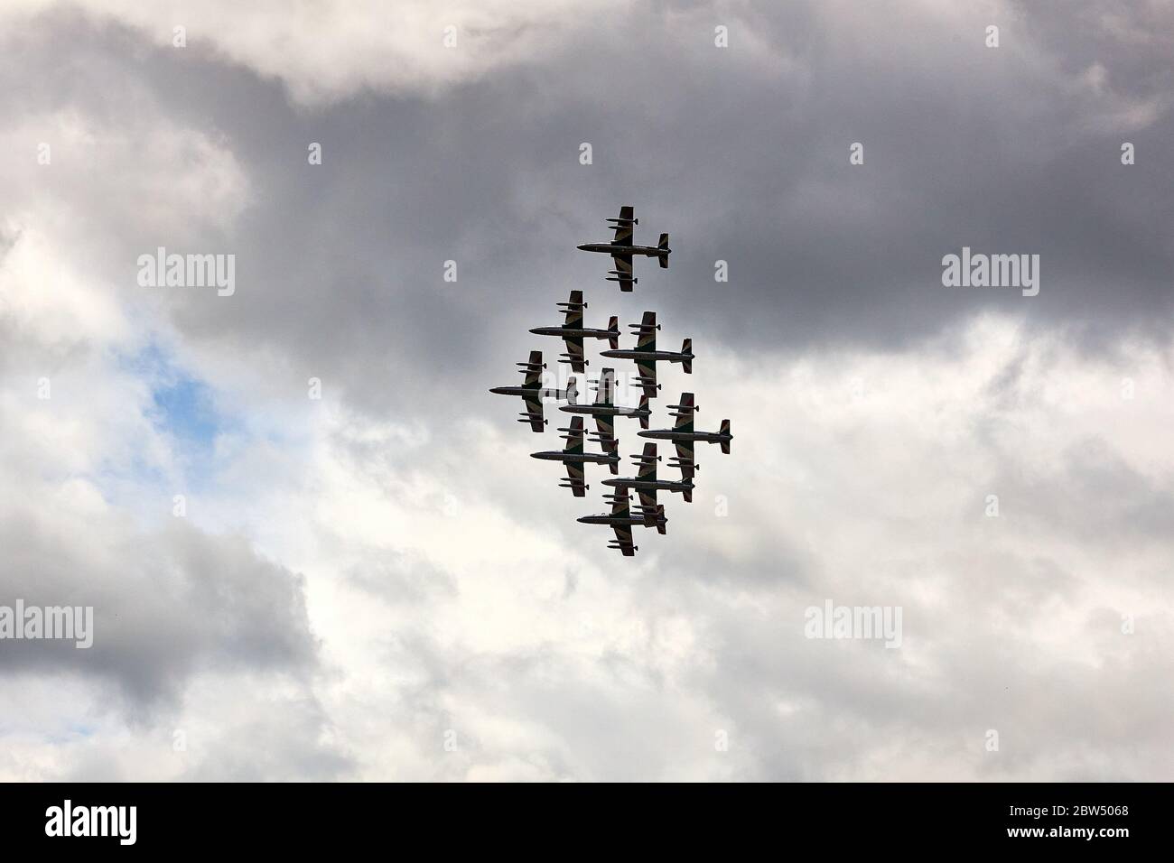 Bologna, Italy. 29th May, 2020. Italy's aerobatic team Frecce Tricolori (Tricolour arrows) fly over Bologna as part of celebrations for the 74th anniversary of the proclamation of the Italian Republic on May 29, 2020 in Bologna, Italy. Credit: Massimiliano Donati/Alamy Live News Stock Photo