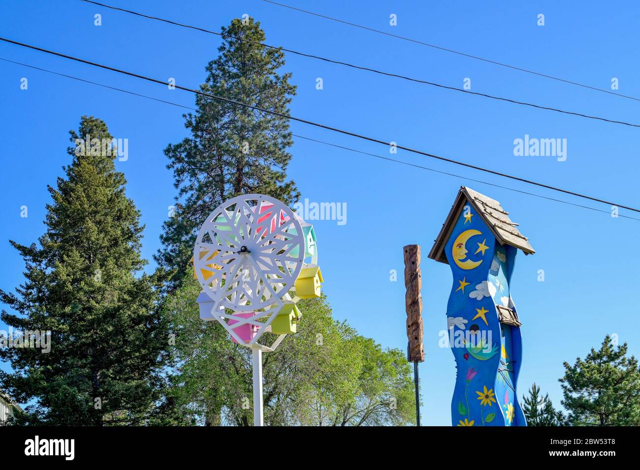 Bird House sculpture installation, Lake Country, Okanagan Valley, British Columbia, Canada Stock Photo