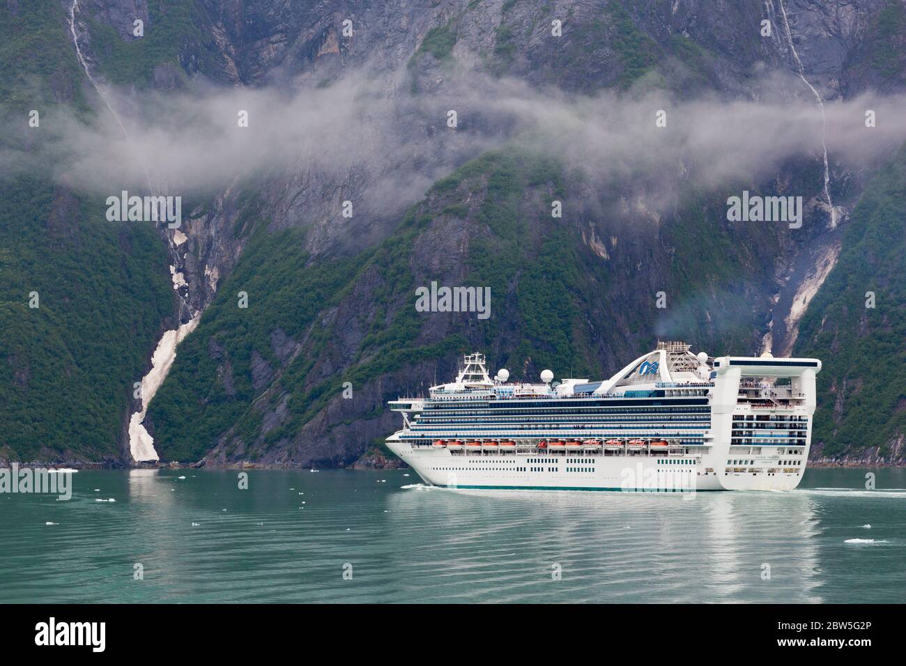 tracy arm fjord from cruise ship