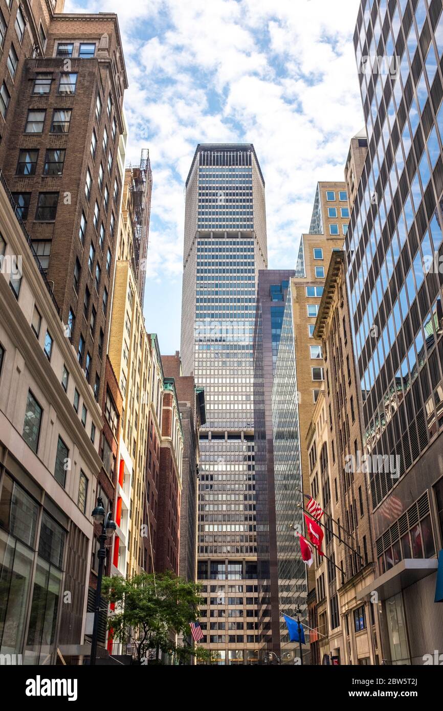 New yorks tall buildings hi-res stock photography and images - Alamy