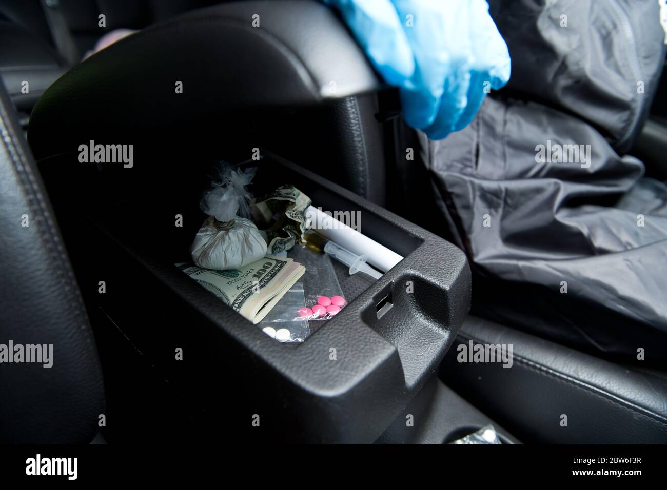 Car glove compartment hires stock photography and images Alamy