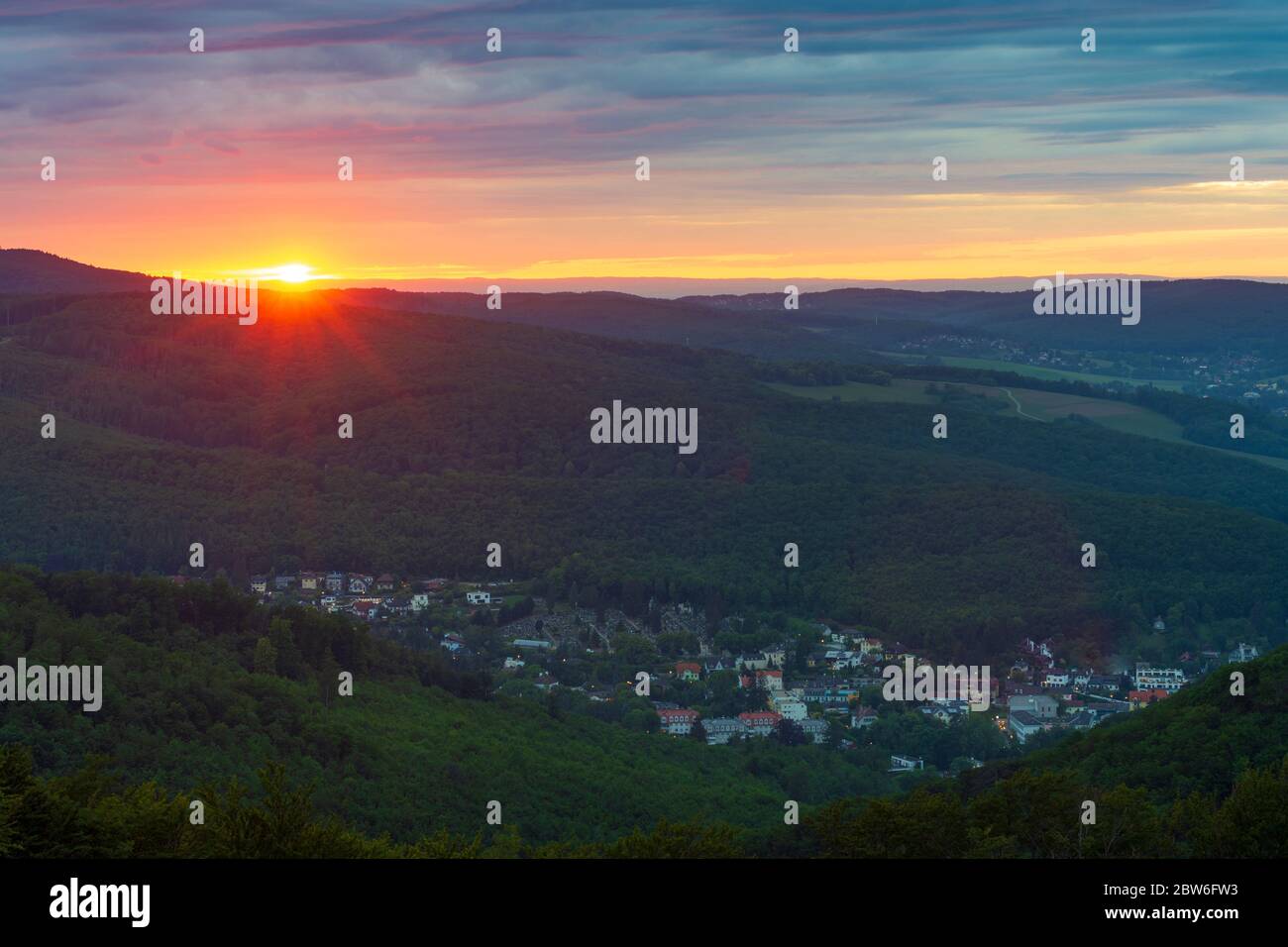 Purkersdorf: Sandstein-Wienerwald natural park, view to Vienna Woods and Purkersdorf, view from Lookout tower on Rudolfshöhe, sunset, in Wienerwald, V Stock Photo