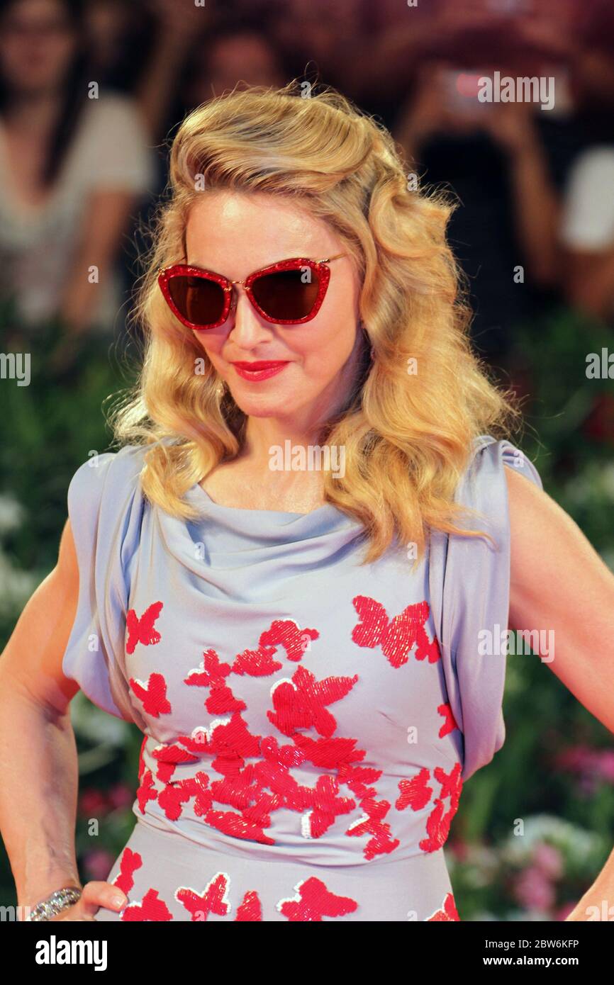 Madonna truth or dare film hi-res stock photography and images - Page 16 -  Alamy