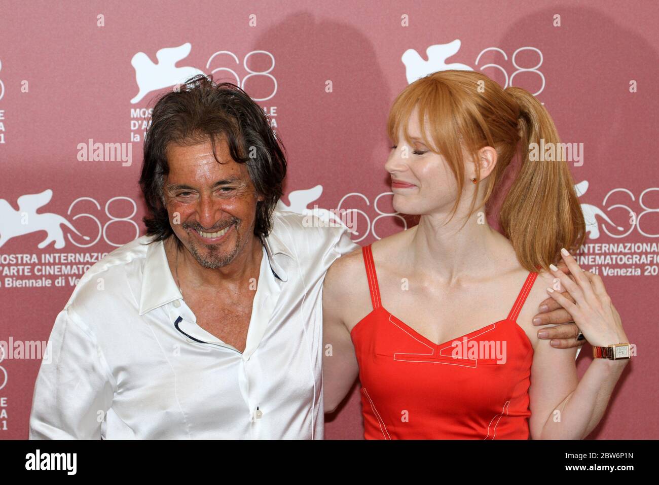 VENICE, ITALY - SEPTEMBER 04: Al Pacino and Jessica Chastain poses at