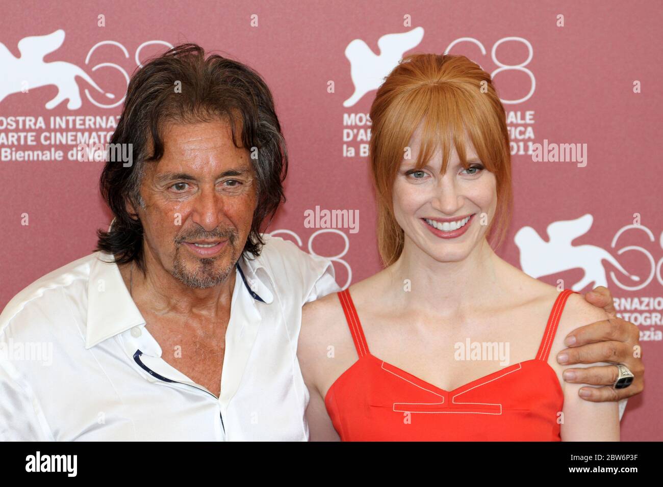 VENICE, ITALY - SEPTEMBER 04: Al Pacino and Jessica Chastain poses at