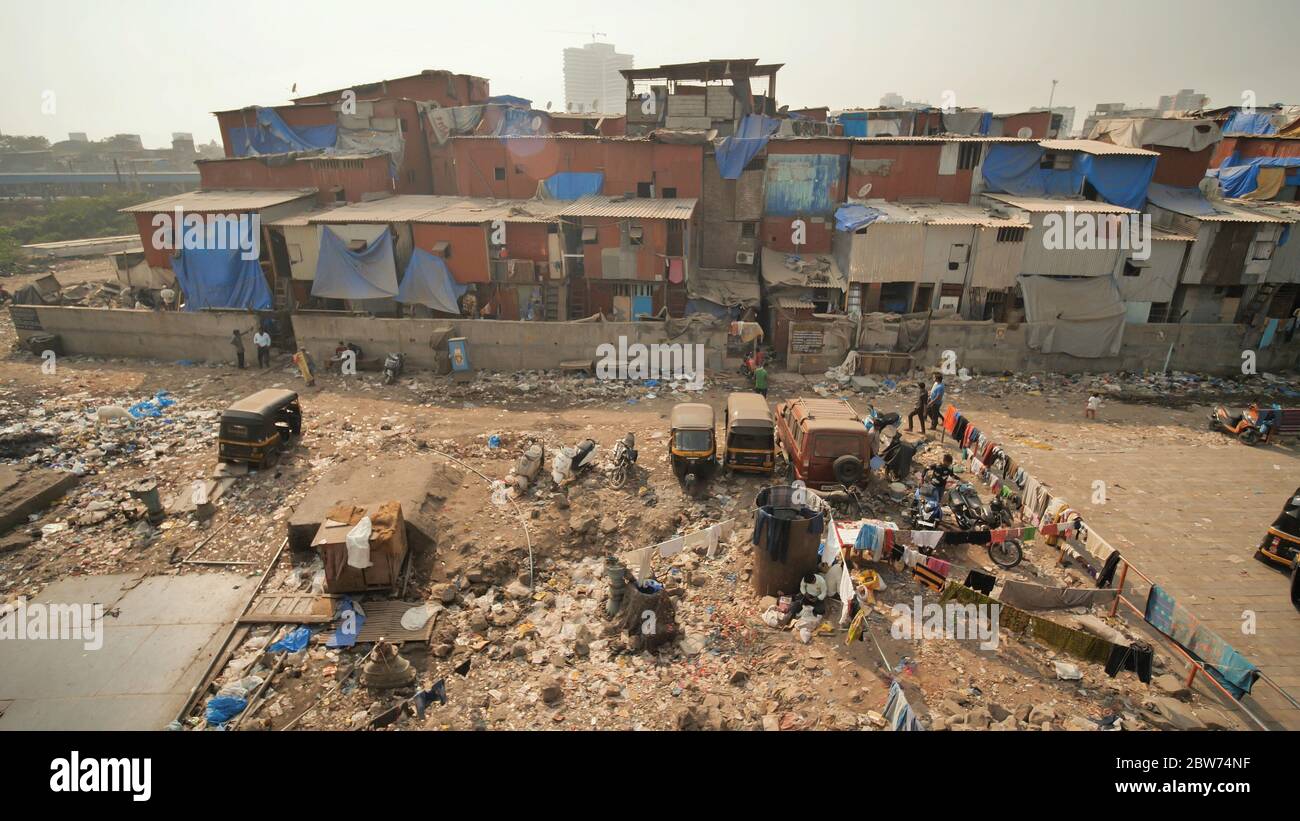 Mumbai, India - December 17, 2018: Dharavi slums in east Mumbai. Bandra ...