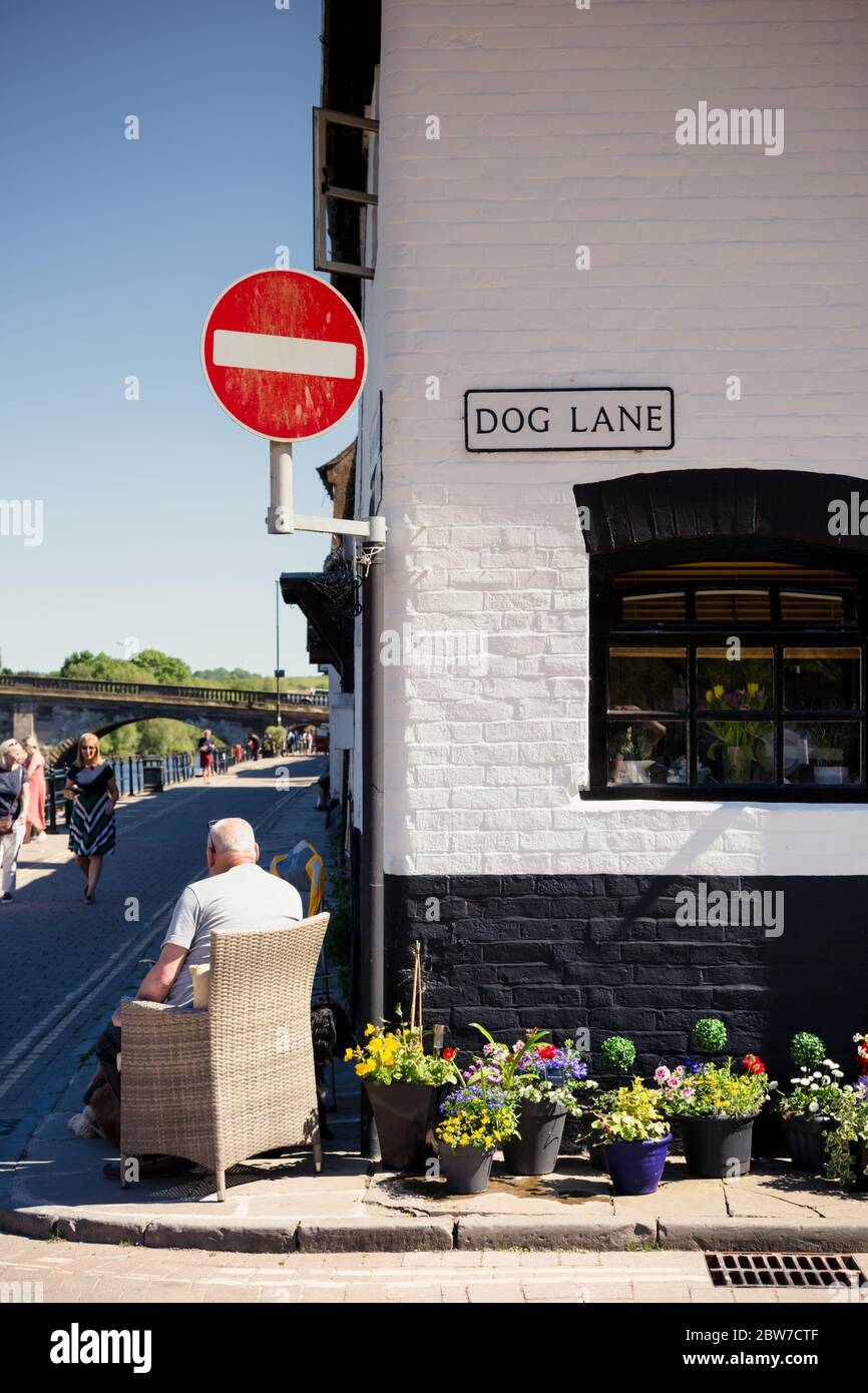 Corner of Dog Lane and Riverside, Bewdley, Worcs UK Stock Photo Alamy