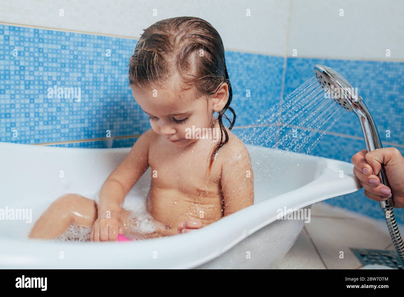 bathtub for 10 year old baby