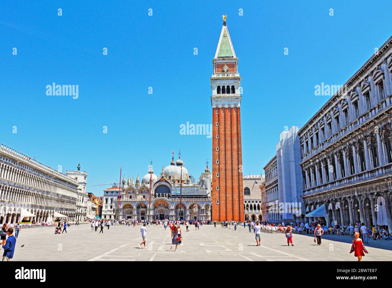 Piazza San Marco with Procuratie Vecchie,National Archaeological Museum  Venice buildings and the beautiful facade of St Mark Basilica,Italy 2016  Stock Photo - Alamy