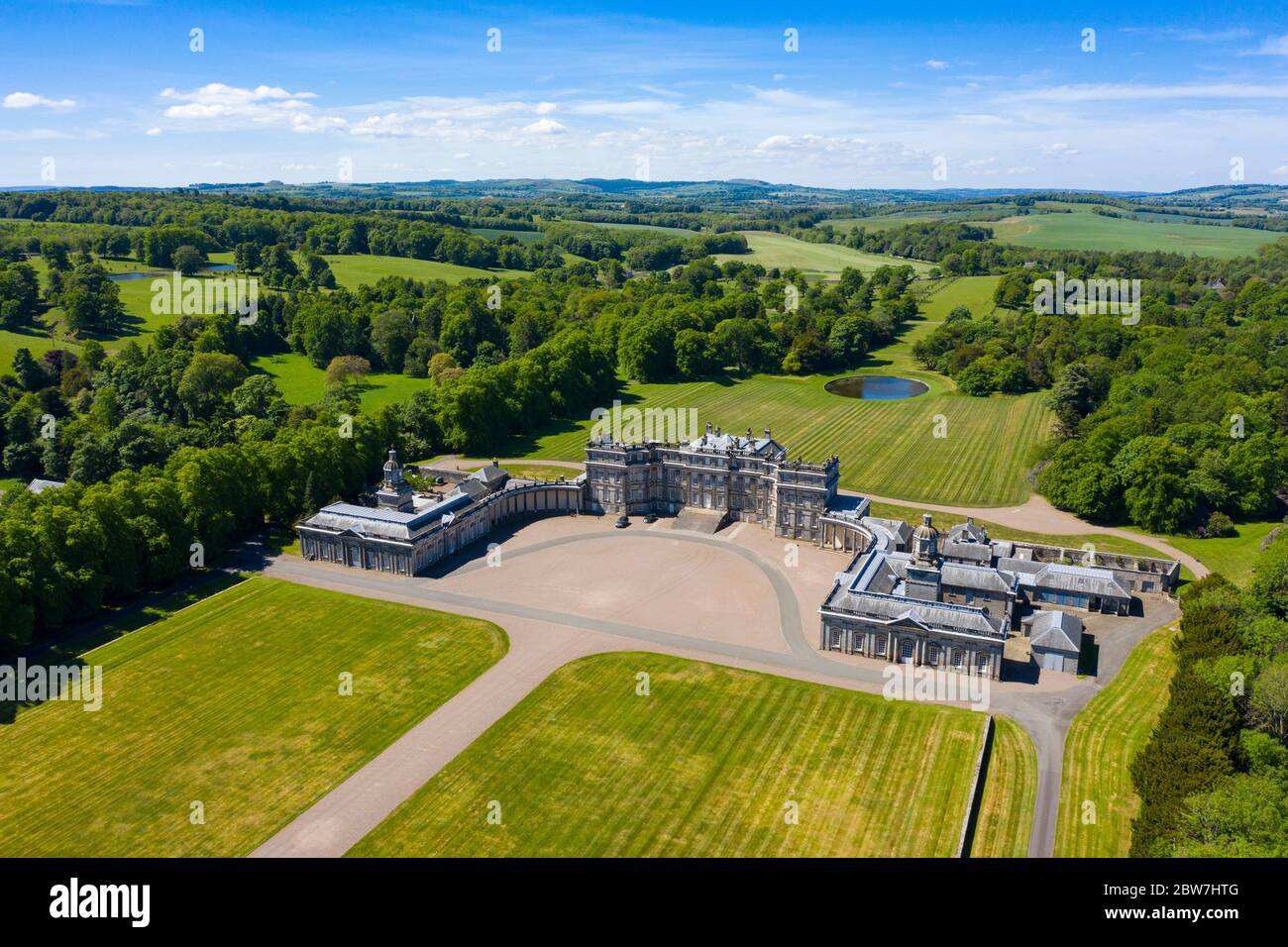 Aerial view of Hopetoun House near South Queensferry in West Lothian, Scotland, UK Stock Photo