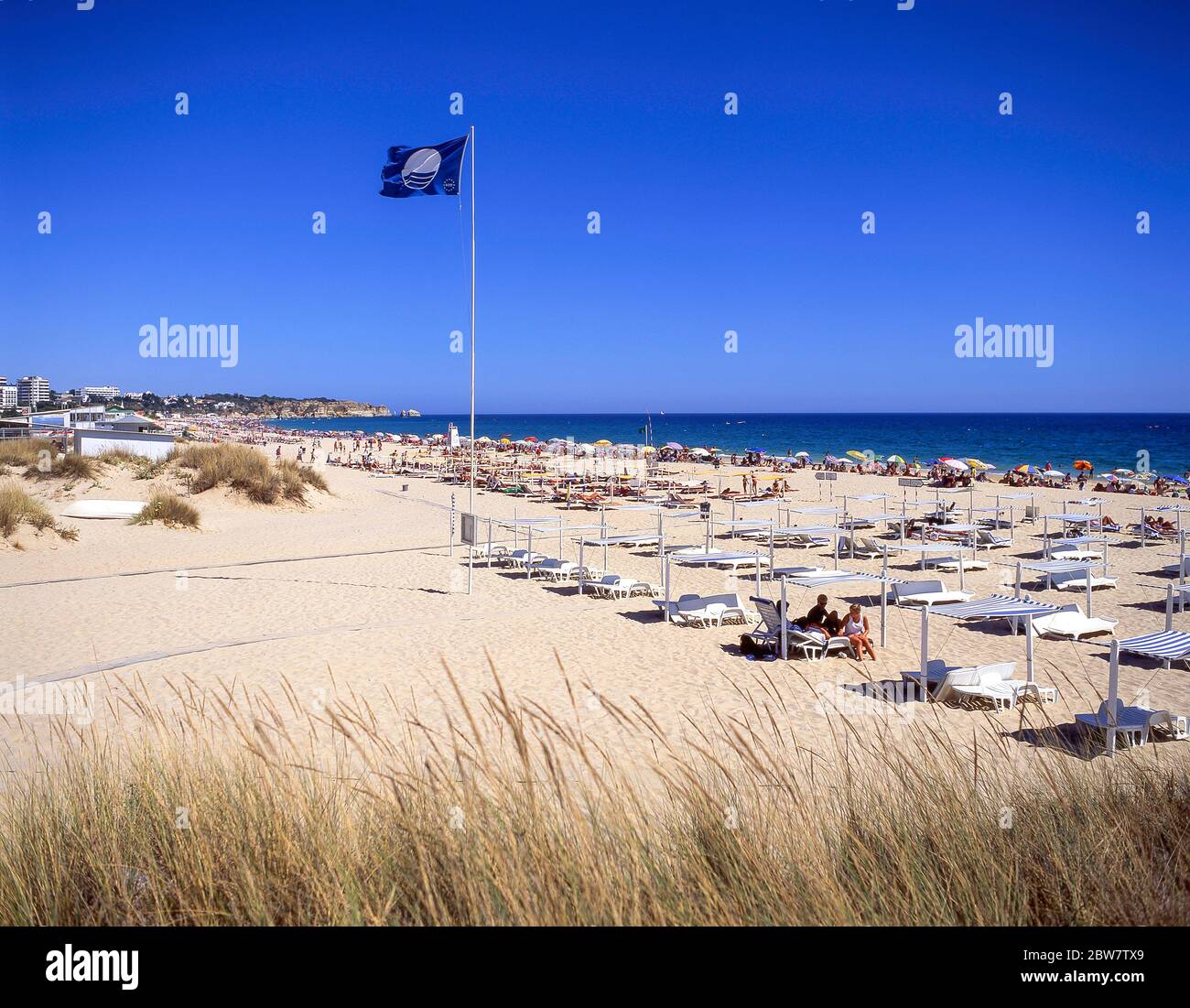 Beachscene, Praia da Rocha, Portimão, Algarve Region, Portugal Stock Photo