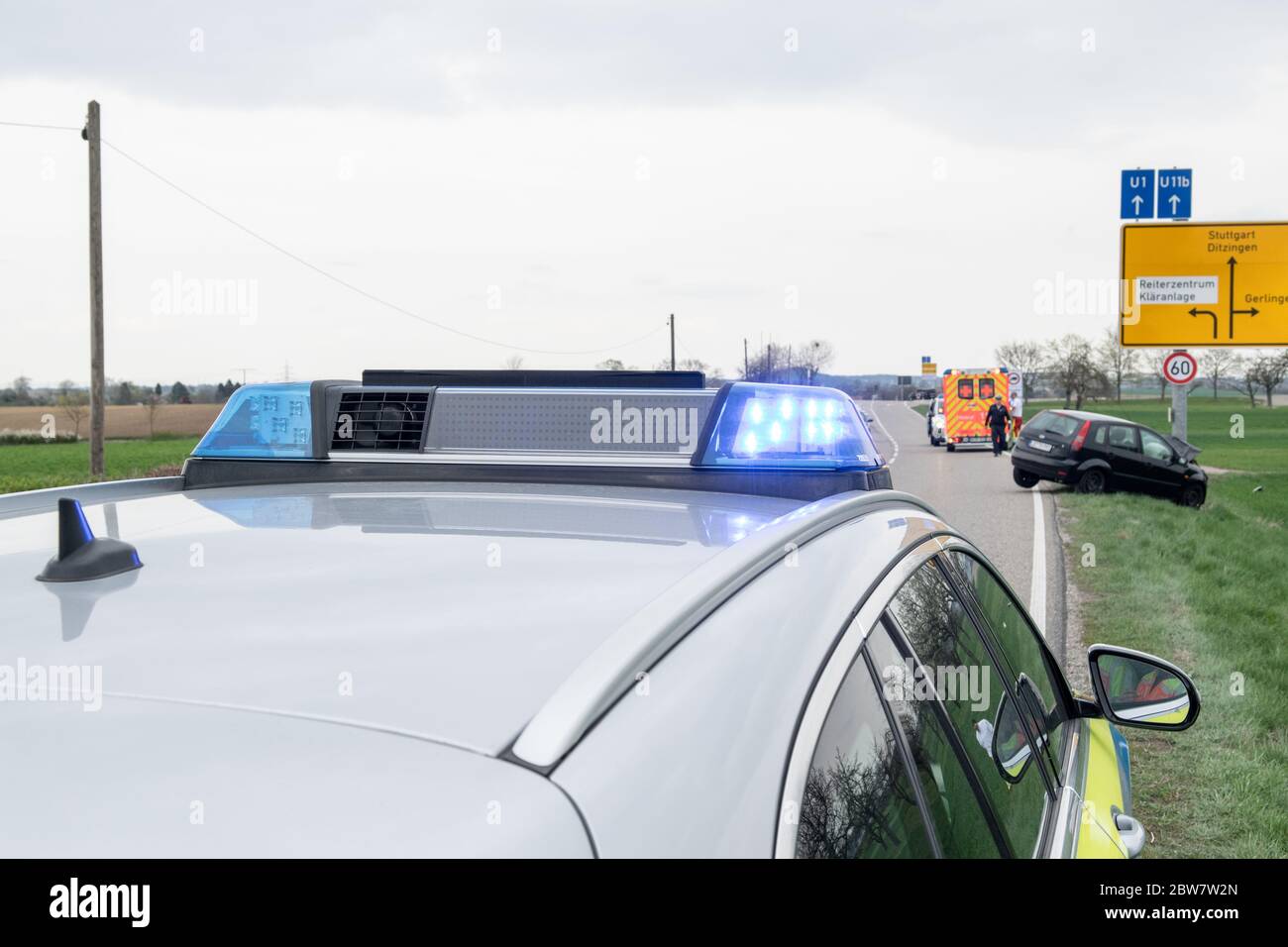 Mercedes der Verkehrspolizeidirektion Ludwigsburg bei einer Unfallaufnahme Stock Photo