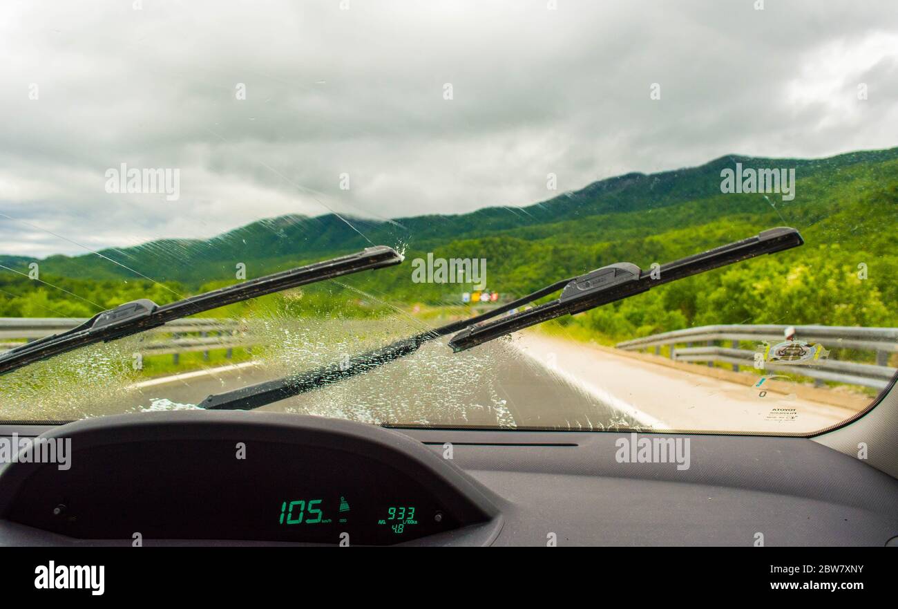 Windshield wipers rain hires stock photography and images Alamy