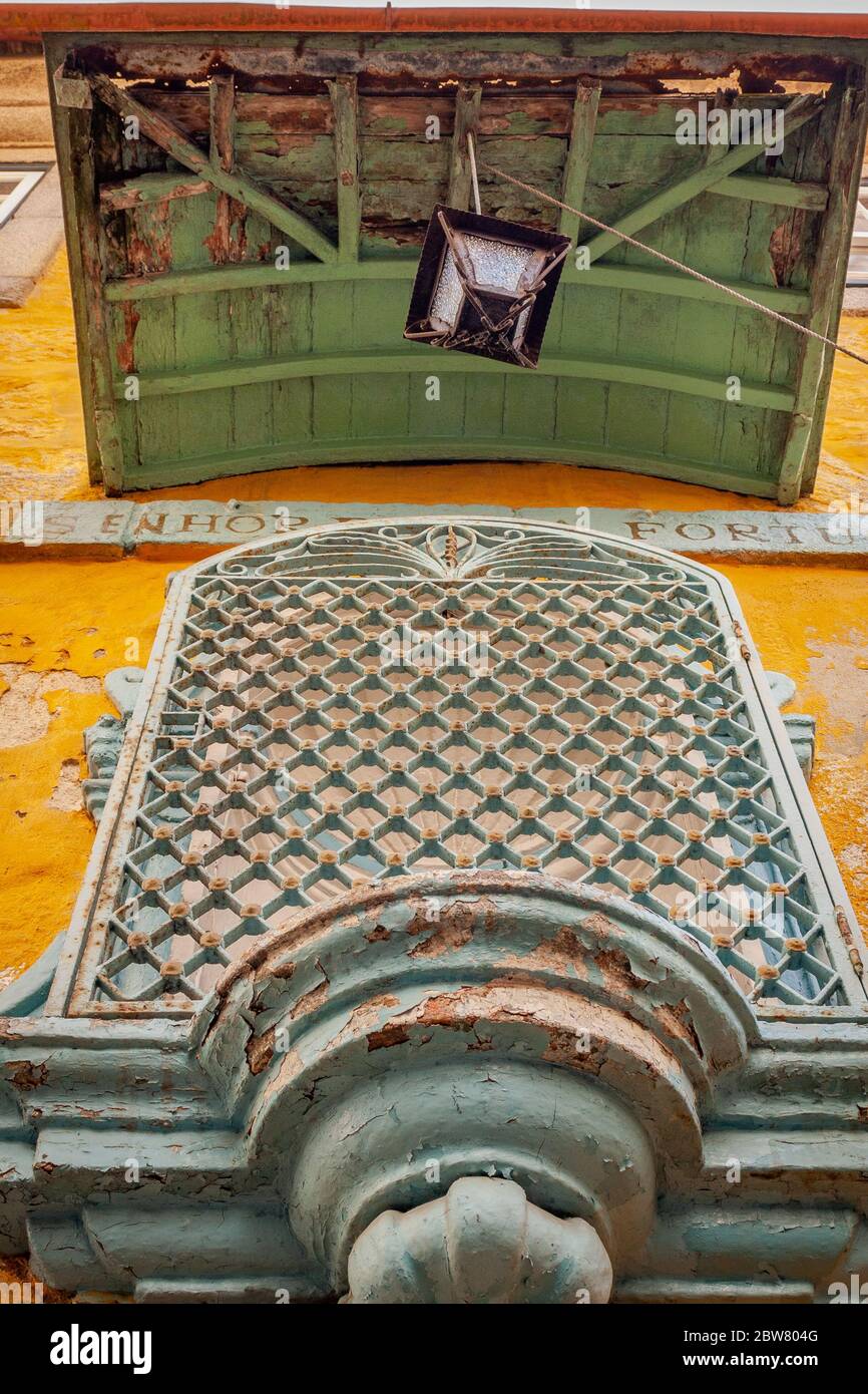 Good Fortune of the Lord's shrines on Rua do Barredo in Porto, Portugal Stock Photo
