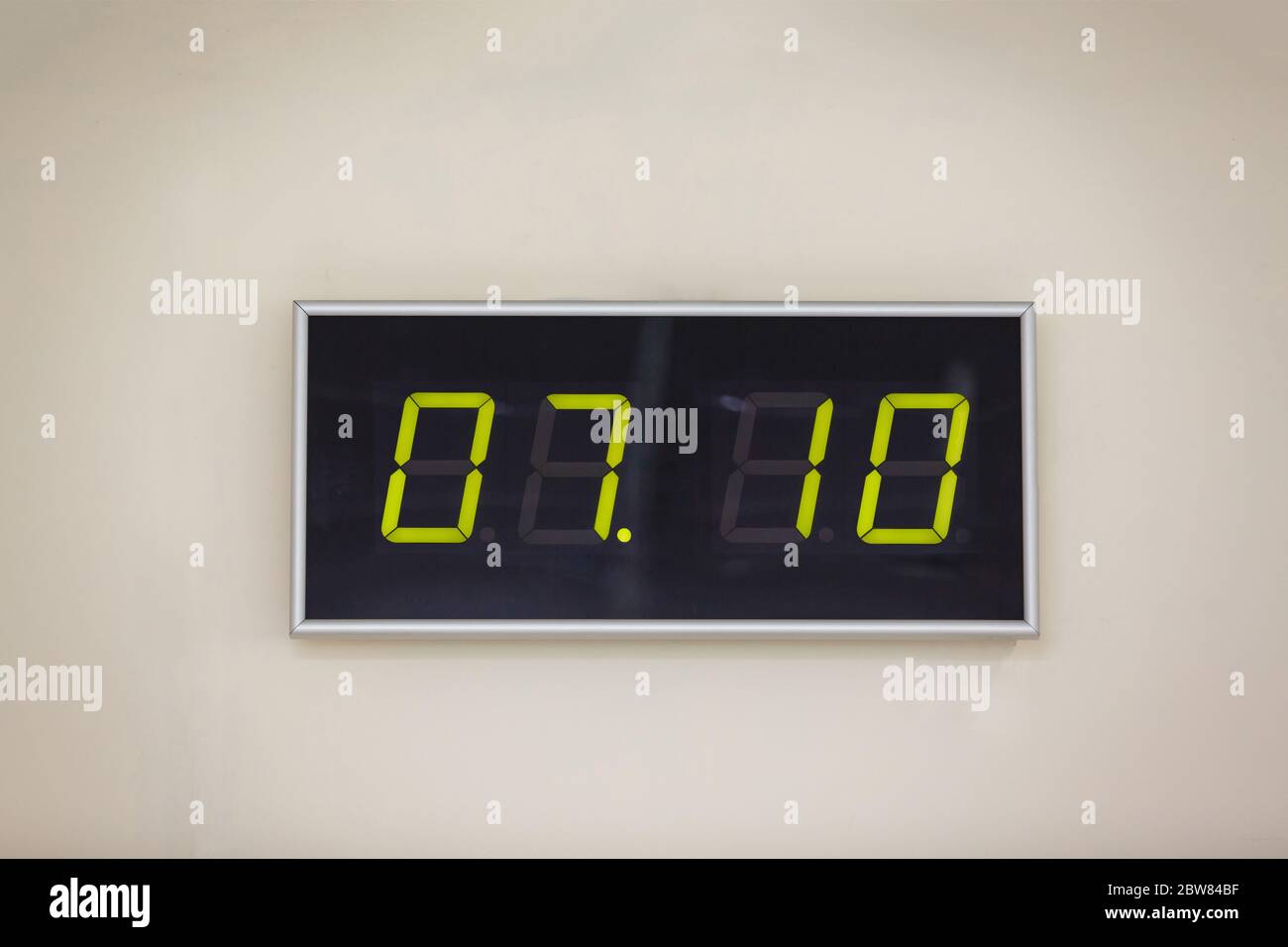 Digital Clock 7 High Resolution Stock Photography And Images Alamy