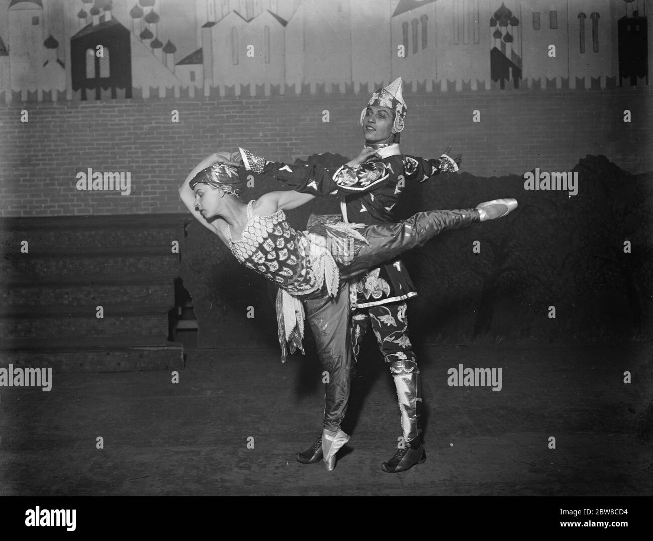 Lopokova 's return to the stage . Lydia Lopokova (  The Glowing Bird  ) and Serge Lifar (  Prince Ivan  ) in The Fire Bird . 25 November 1926 Stock Photo
