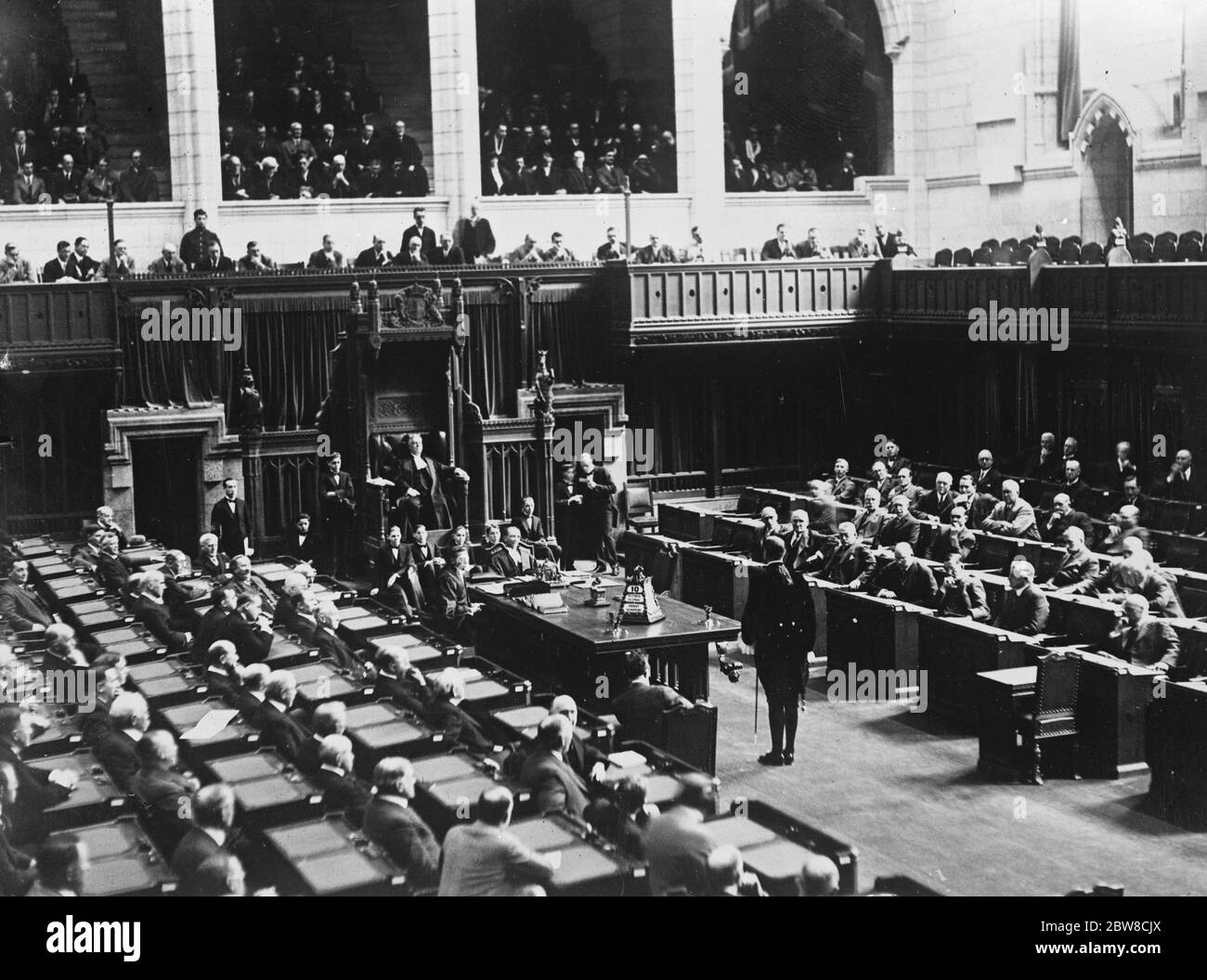 Canada 's 16th Parliament formally opened . An interior view showing the newly assembled House of Commons . 24 December 1926 Stock Photo