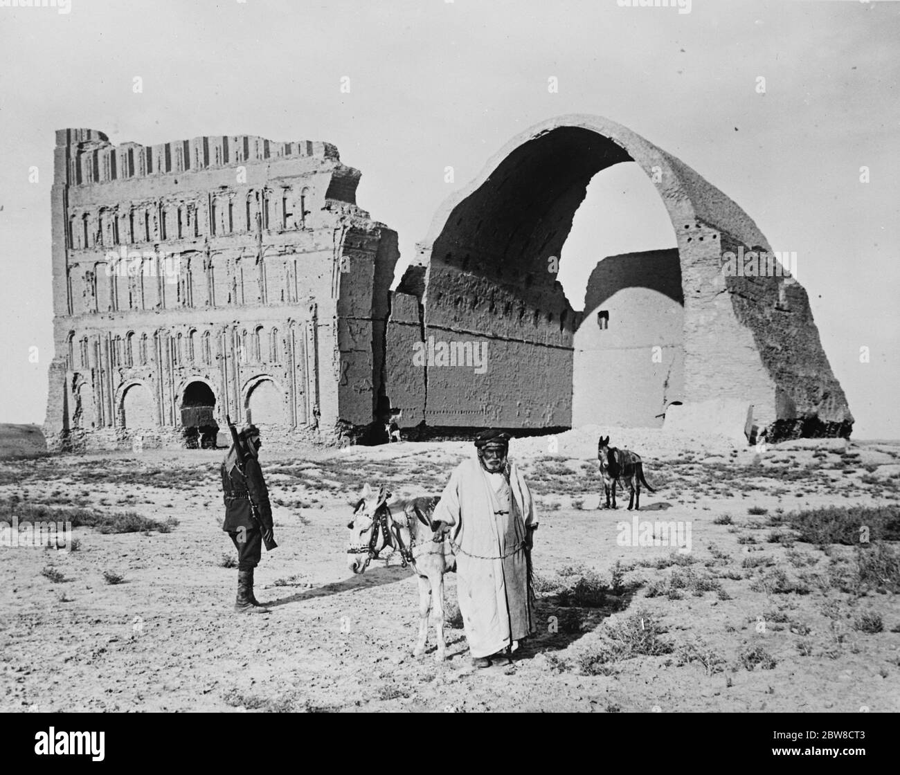 Picturesque Babylon ruins on the Euphrates river . The photograph shows Ctesiphon ( arch of chaseau of Throne Hall ) which stands on the eastern bank of the river Tigris , about 20 miles from Bagdad . 1 February 1927 Stock Photo